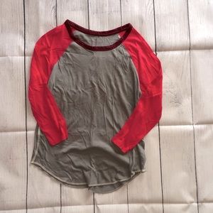 American Eagle 3/4 sleeve shirt